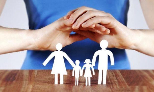 На які соціальні виплати розраховувати сім’ям з дітьми в 2018 році (рос.)