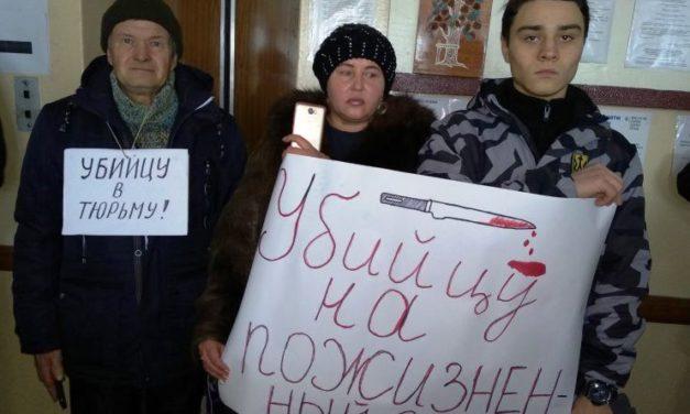 Обурені активісти пікетували міську лікарню (відео)