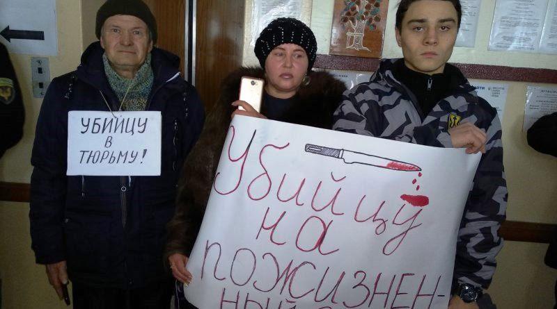 Обурені активісти пікетували міську лікарню (відео)