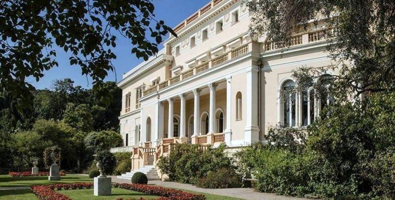 Ахметов купил один из самых дорогих особняков на Земле