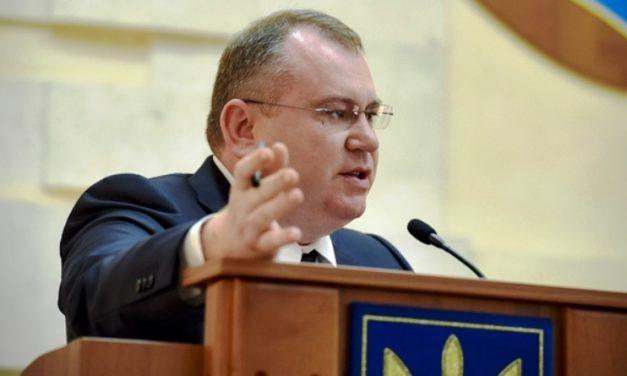 Причина отсутствия отопления в Павлограде – халатность руководства города. Так считает губернатор