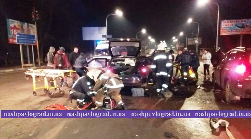 В страшном ДТП на Днепровской пострадали 5 человек, 1 погиб