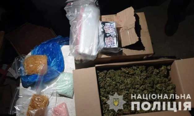 Полицейские перекрыли канал поставки наркотиков