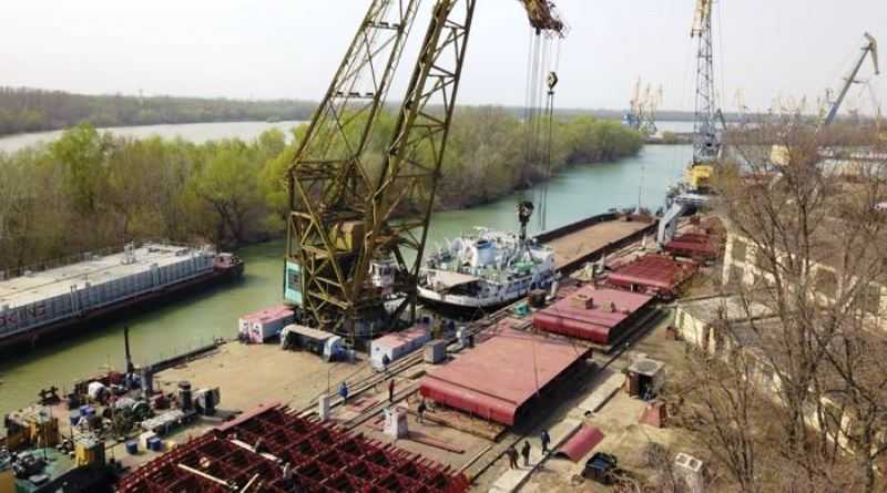 Для Украины построят самую большую баржу