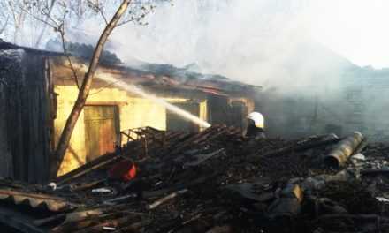 Пожарные ликвидировали пожар в селе Вербки