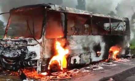 Згорів автобус, що їхав з Павлограда на Першотравенськ