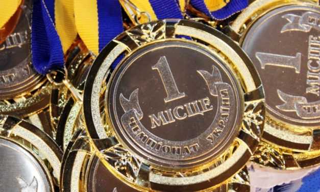 Видатним тренерам призначили державні стипендії 