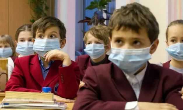 COVID в школах Днепропетровщины: часть учеников отправляют на дистанционное обучение