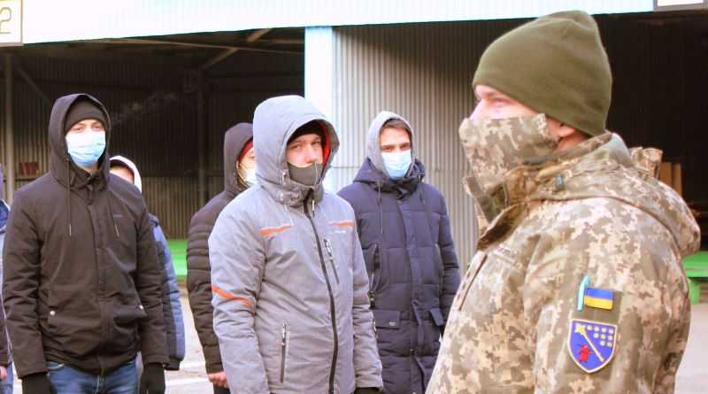 Осенний призыв с Днепропетровщины на срочную службу – 1265 молодых людей, область среди лидеров по стране