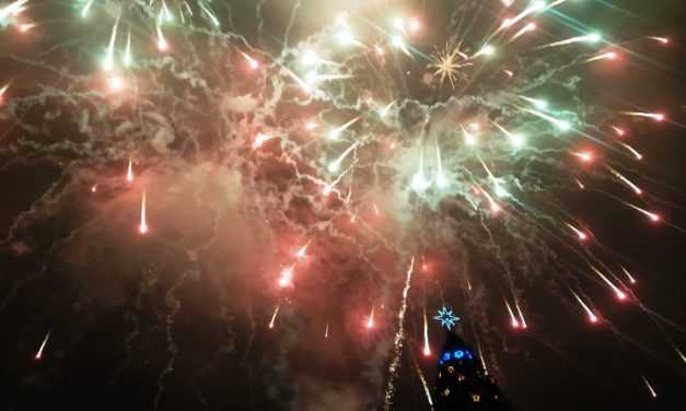 Павлоград  готовится  к  встрече  новогодних  и  рождественских  праздников