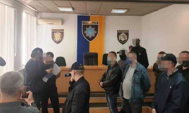 Скоро состоится суд по правоохранителям, которых задержали в июне