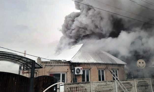 В Павлограде пожарные ликвидировали пожар в жилом секторе