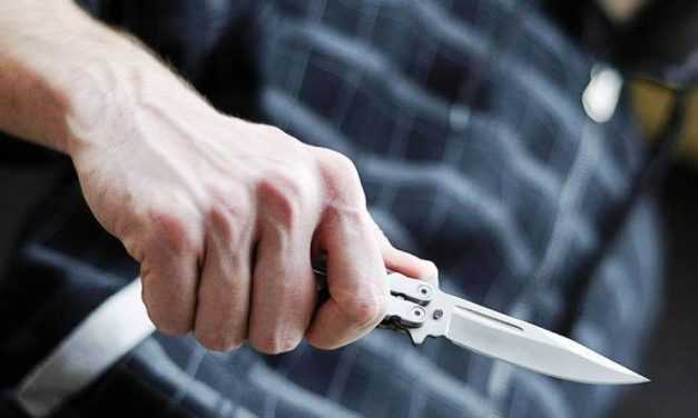 Разбойное нападение в Павлограде: на 75-летнего пенсионера напали прямо у него в квартире