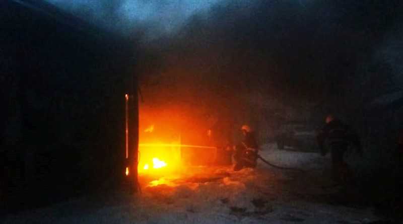 В Павлограде ликвидирован пожар на территории гаражного кооператива