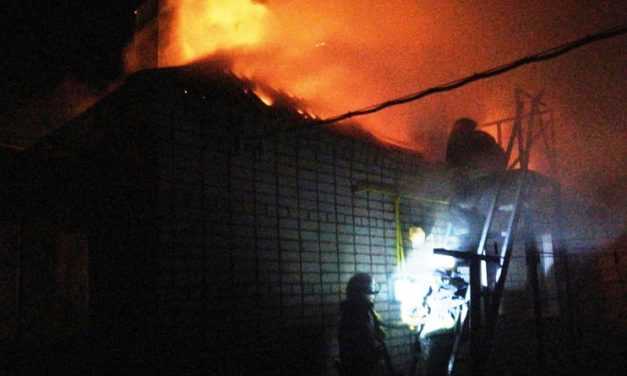 Павлоградские спасатели ликвидировали пожар в частном доме