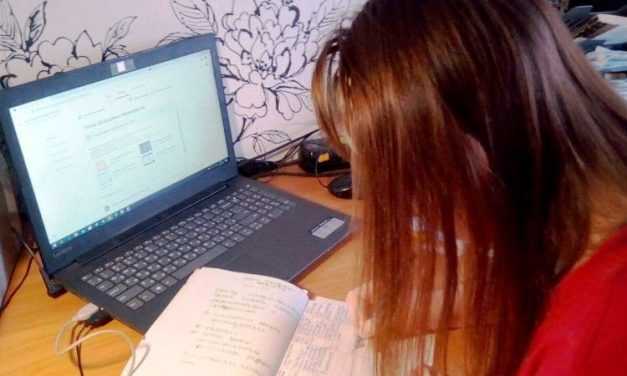 С 29 марта школьники Павлограда неделю будут учиться дистанционно