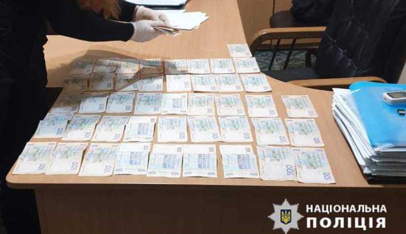 В Павлограде двое граждан Российской Федерации пытались подкупить полицейского