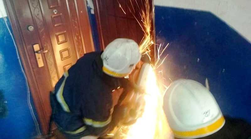 В Павлограде малолетний ребенок оказался закрытым в квартире