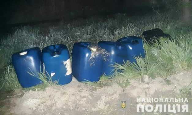 За кражу топлива из фуры полицейские задержали 25-летнего жителя Павлограда