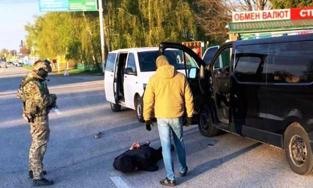 Заблокирован канал нелегальных пассажирских перевозок из ОРДЛО: организаторы рейсов платили «налоги» боевикам