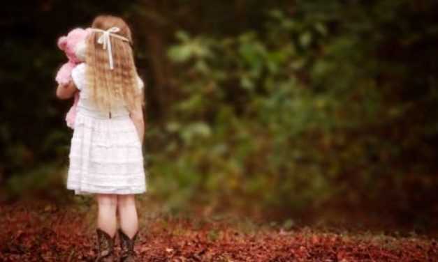 Отчима подозревают в  развращении 5-летней падчерицы