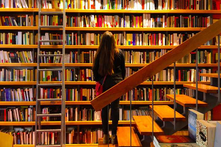 Добірка книг від авторів, що пишуть під псевдонімами