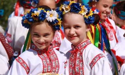 Готовьте вышиванки: в Павлограде в честь 30-летия Независимости Украины пройдёт парад вышиванок