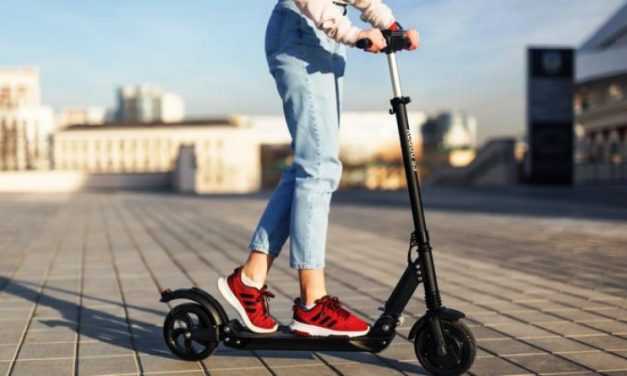 В Украине хотят сделать пользователей персонального микротранспорта полноценными участниками дорожного движения