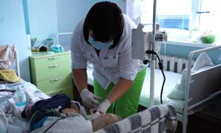 В областной детской клинической больнице 4-летнему мальчику из Павлограда провели аутотрансплантацию костного мозга