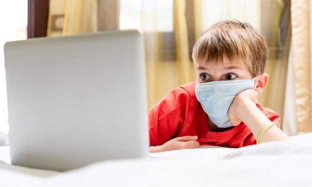 С 1 ноября все школьники Павлограда будут учиться дистанционно