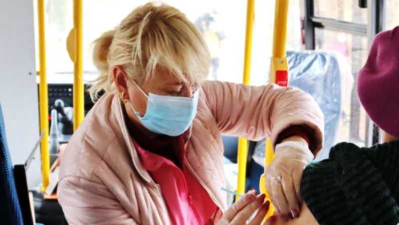 Жителей Павлограда приглашают на ревакцинацию в мобильный прививочный пункт