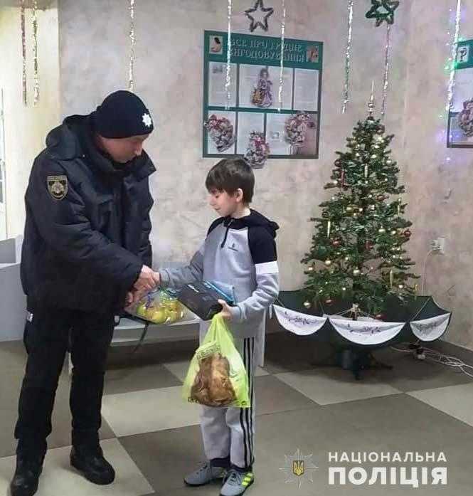 В Павлограде спасли отца с 10-летним сыном, которые заблудились в лесу во время снегопада