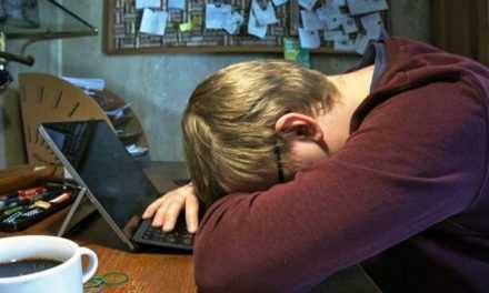 Ученики ещё трёх школ Павлограда переходят на дистанционное обучение