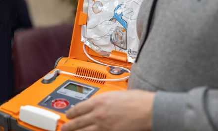 ЦНАПи області отримали 64 дефібрилятори