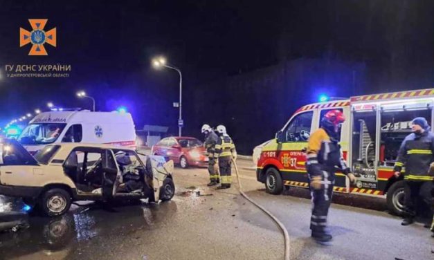 Чергове ДТП на Дніпровській