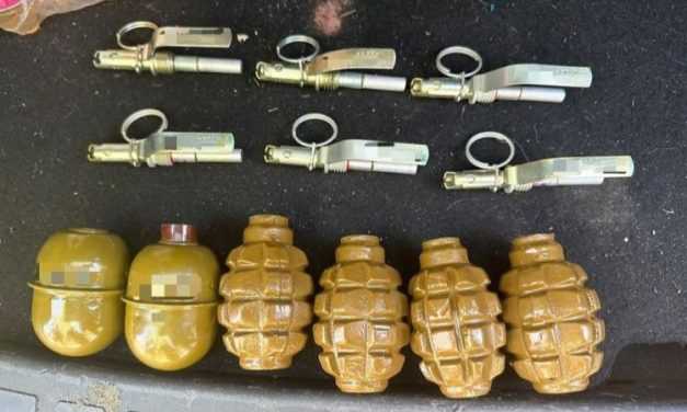 Дніпровські поліцейські вилучили у жителя Павлограда партію боєприпасів