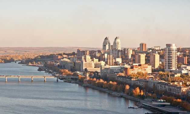 Чим зайняти себе на Набережній Дніпра: ідеї від Моє Дніпро