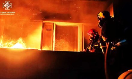 В Павлограді під час пожежі врятували людину